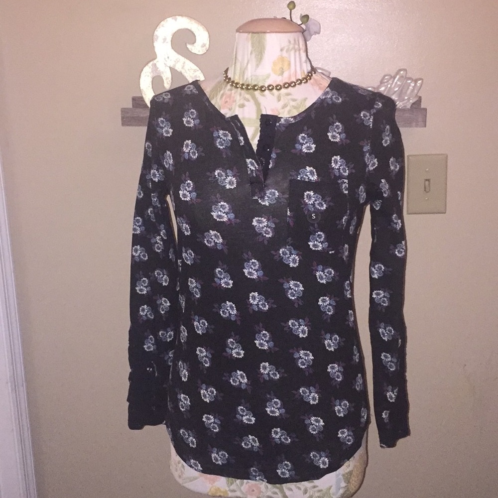 PacSun Floral Top - Picture 3 of 8